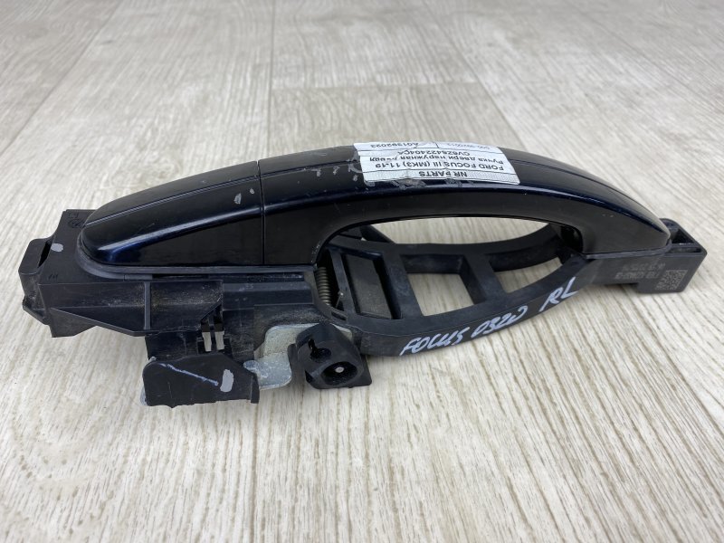 Ручка двери наружная задняя левая FORD FOCUS 10-18 CB8 2.0 XQDA Ручка двери наружная задняя левая FORD FOCUS 10-18 CB8 2.0 XQDA