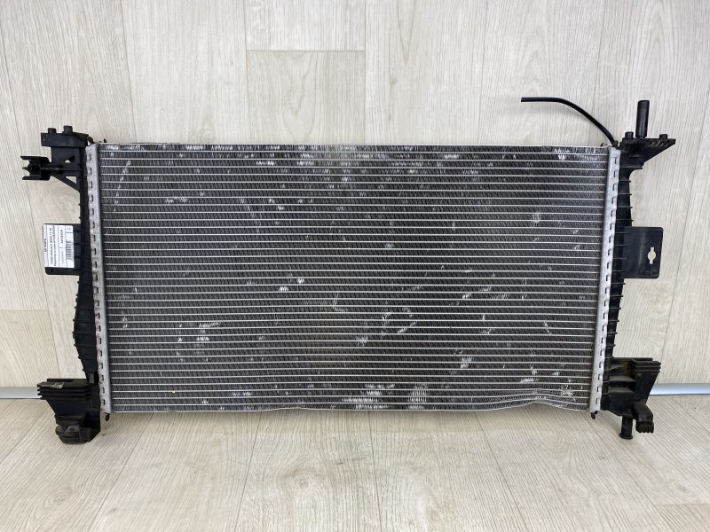 Радиатор основной FORD FOCUS 10-18 2016 CB8 2.0 XQDA CV6Z-8005-A Б/У