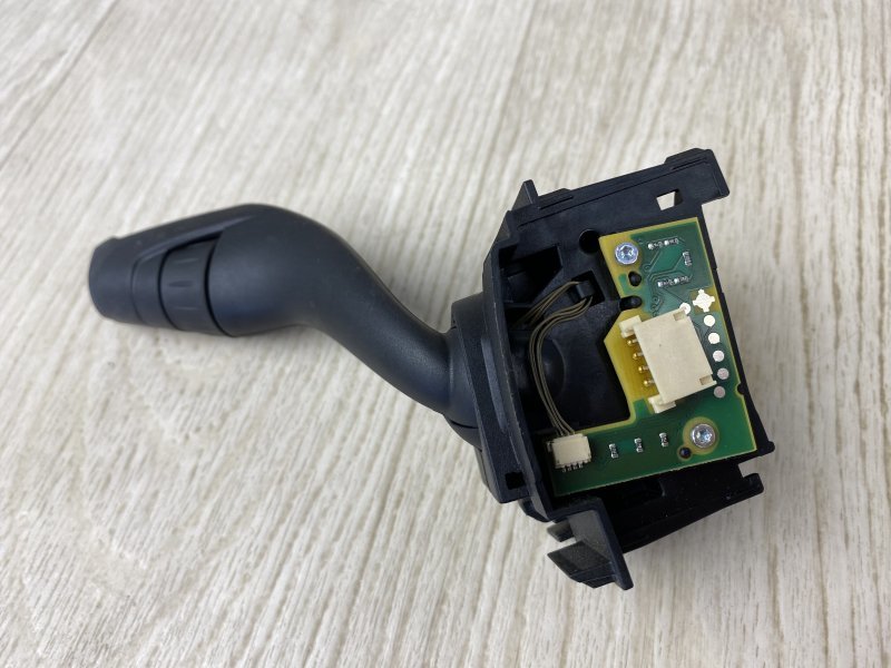 Подрулевой переключатель правый FOCUS 10-18 2016 CB8 2.0 XQDA