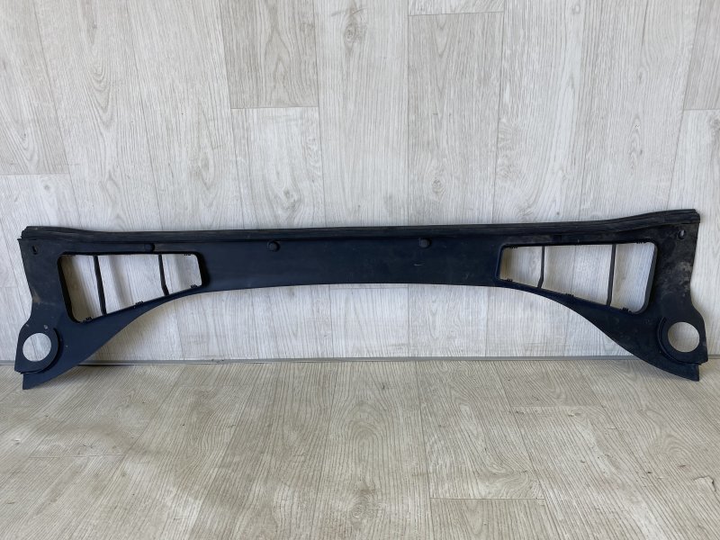 Пластик под лобовое стекло / Жабо FOCUS 10-18 2015 CB8 2.0 XQDA