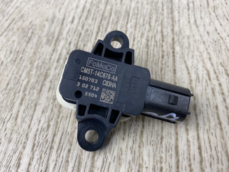 Датчик удара FORD FOCUS 10-18 CB8 2.0 XQDA