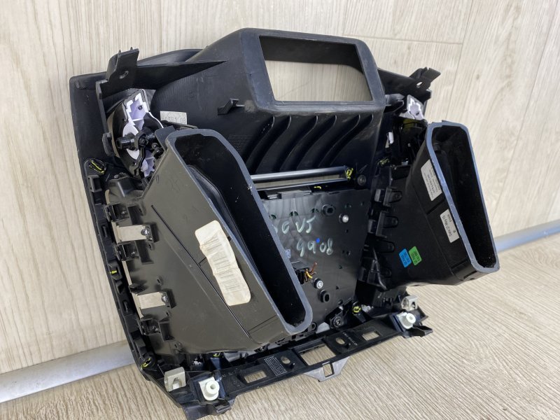 Блок управления мультимедиа FOCUS 10-18 2015 CB8 2.0 XQDA