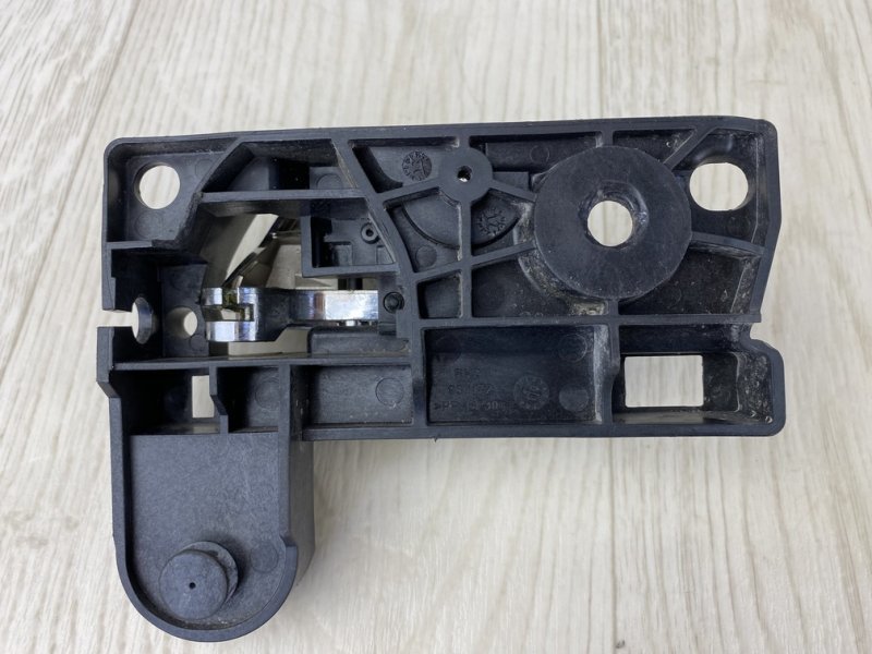 Ручка двери внутренняя правая JOURNEY 08-20 2013 JC 2.4 ED3 Ручка двери внутренняя правая JOURNEY 08-20 2013 JC 2.4 ED3