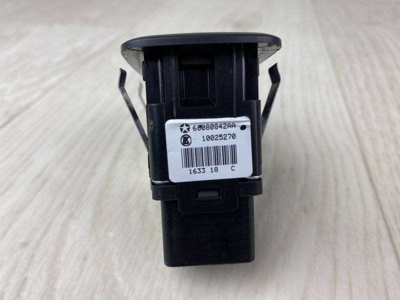 Кнопка стеклоподъемника задняя JOURNEY 08-20 2013 JC 2.4 ED3