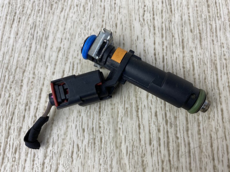 Форсунка топливная 200 14-16 2015 UF 2.4 ED6