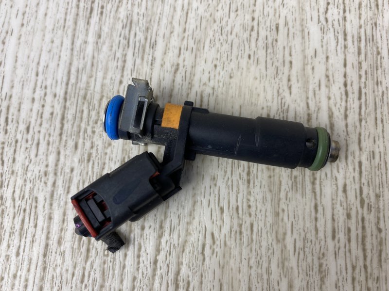 Форсунка топливная 200 14-16 2015 UF 2.4 ED6