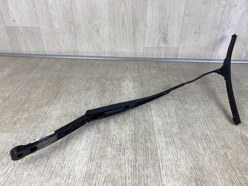 Поводок стеклоочистителя передний правый 200 14-16 2015 UF 2.4 ED6