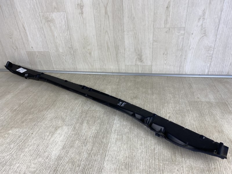 Пластик под лобовое стекло / Жабо 200 14-16 2015 UF 2.4 ED6