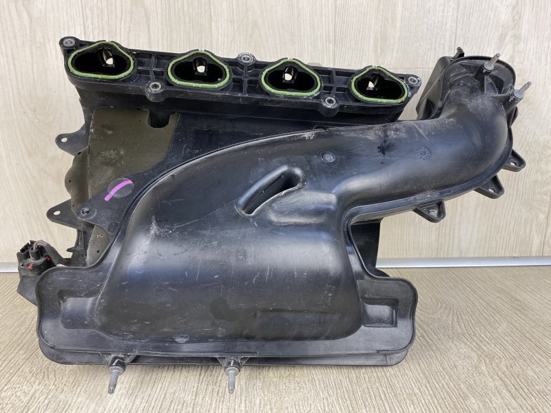 Коллектор впускной 200 14-16 2015 UF 2.4 ED6