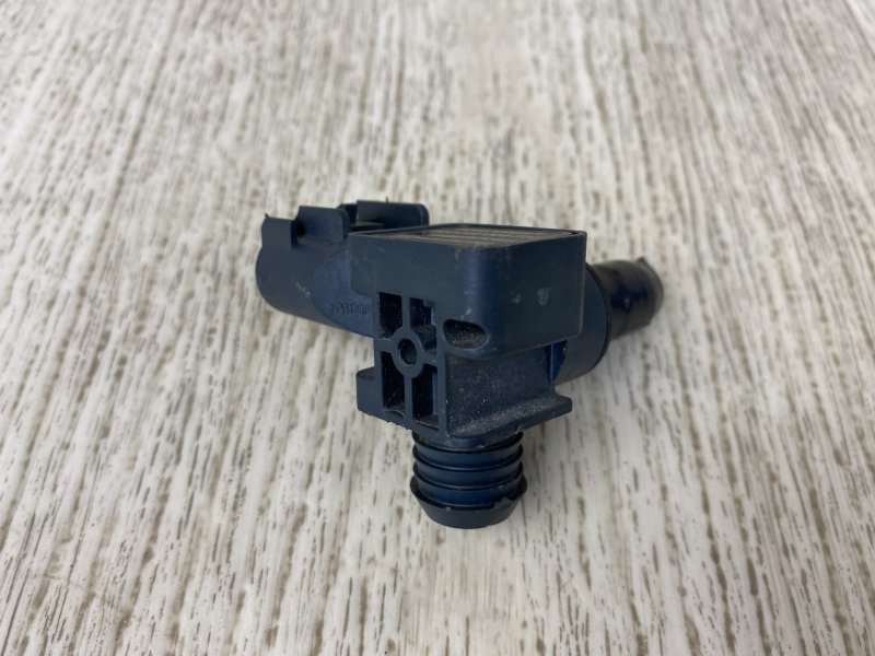 Клапан электромагнитный (вакуумный) CHRYSLER 200 14-16 2015 UF 2.4 ED6 68053595AA Б/У