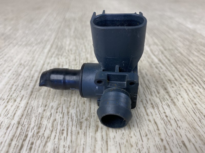 Клапан электромагнитный (вакуумный) CHRYSLER 200 14-16 UF 2.4 ED6