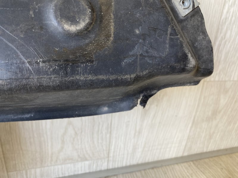 Защита днища левая 200 14-16 2015 UF 2.4 ED6