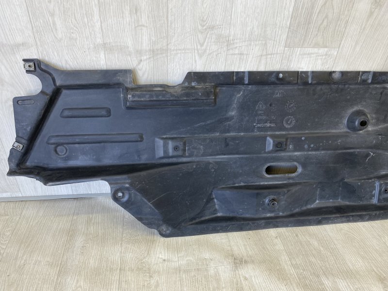 Защита днища левая 200 14-16 2015 UF 2.4 ED6