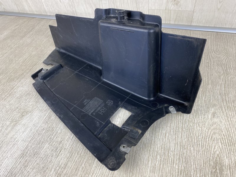 Защита днища задняя CHRYSLER 200 14-16 2015 UF 2.4 ED6 68236869AC Б/У