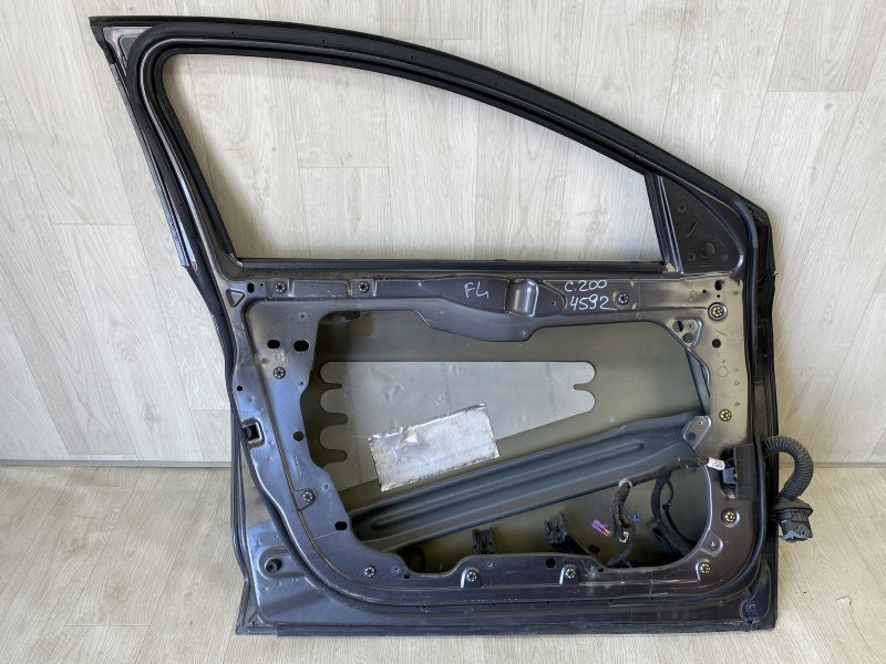 Дверь передняя левая 200 14-16 2015 UF 2.4 ED6