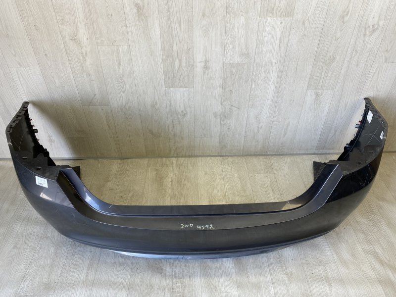 Бампер задний задний 200 14-16 2015 UF 2.4 ED6