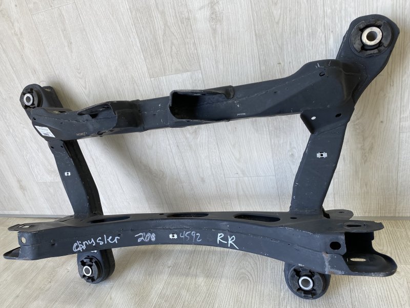 Балка задней подвески CHRYSLER 200 14-16 UF 2.4 ED6