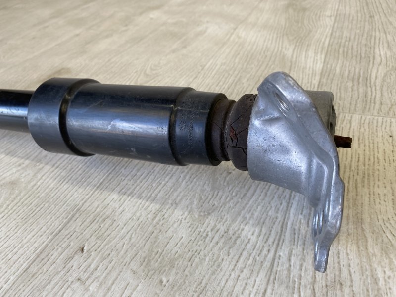 Амортизатор задний CHRYSLER 200 14-16 UF 2.4 ED6 Амортизатор задний CHRYSLER 200 14-16 UF 2.4 ED6