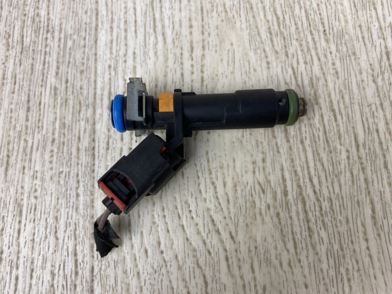 Форсунка топливная 200 14-16 2015 UF 2.4 ED6