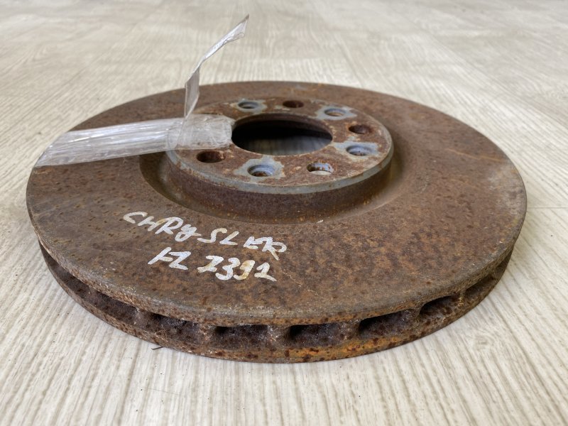 Тормозной диск передний 200 14-16 2015 UF 2.4 ED6