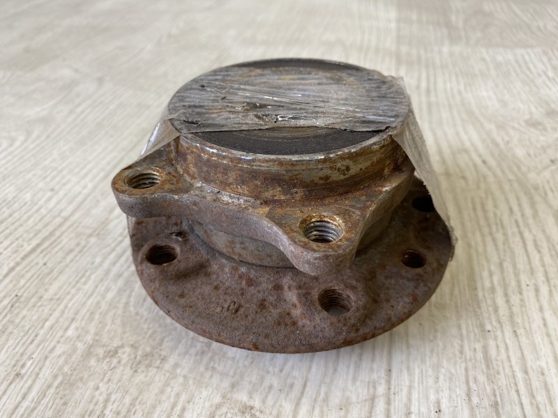 Ступица передняя 200 14-16 2015 UF 2.4 ED6