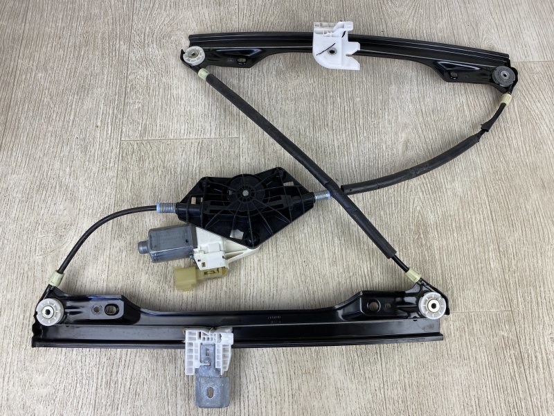 Стеклоподъемник передний правый 200 14-16 2015 UF 2.4 ED6