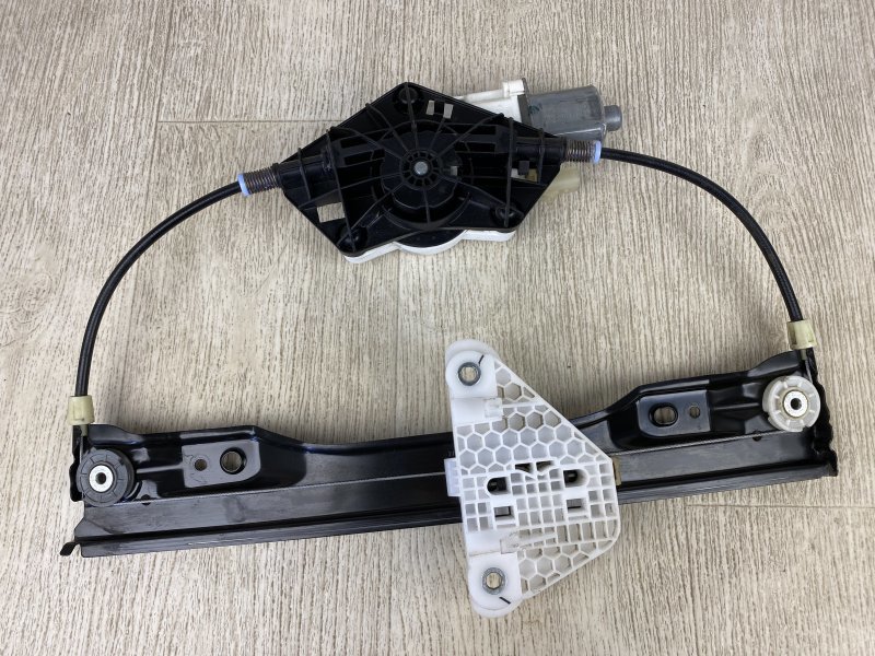 Стеклоподъемник задний правый 200 14-16 2015 UF 2.4 ED6