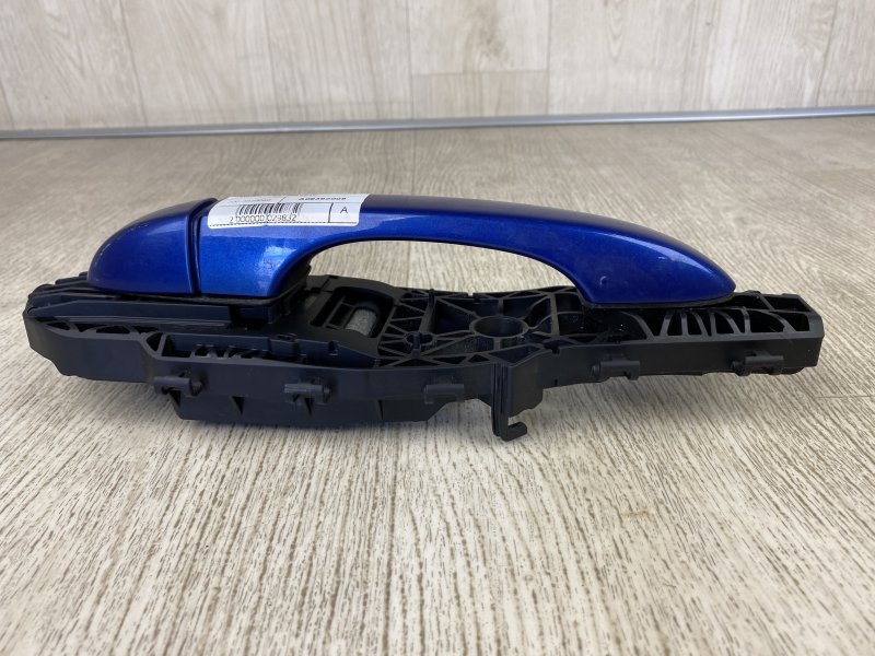 Ручка двери наружная передняя правая 200 14-16 2015 UF 2.4 ED6