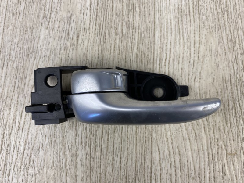 Ручка двери внутренняя левая CHRYSLER 200 14-16 2015 UF 2.4 ED6 68249055AA Б/У