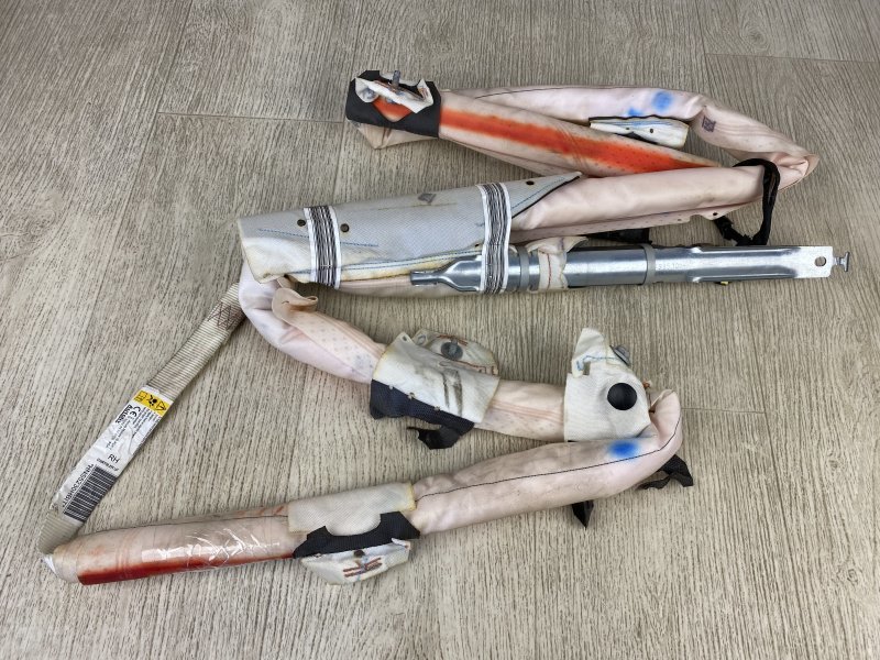 Подушка безопасности (штора) правая 200 14-16 2015 UF 2.4 ED6