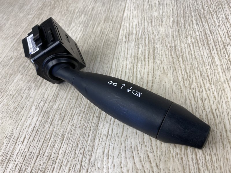 Подрулевой переключатель левый 200 14-16 2015 UF 2.4 ED6