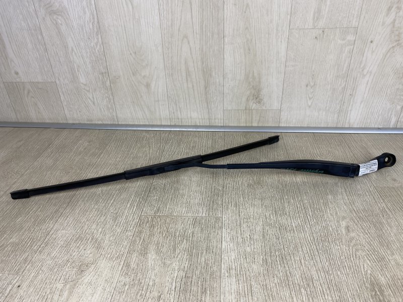 Поводок стеклоочистителя передний левый CHRYSLER 200 14-16 2015 UF 2.4 ED6 68241707AB Б/У