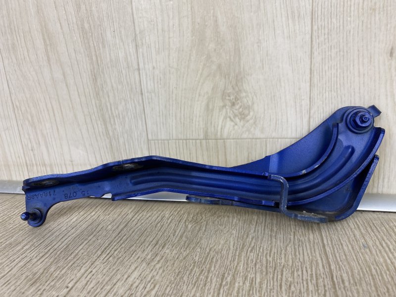 Петля капота правая 200 14-16 2015 UF 2.4 ED6