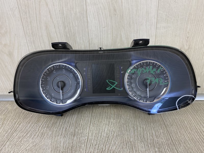 Панель приборов CHRYSLER 200 14-16 2015 UF 2.4 ED6 68105897AK Б/У