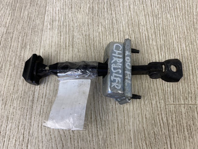 Ограничитель двери передний 200 14-16 2015 UF 2.4 ED6