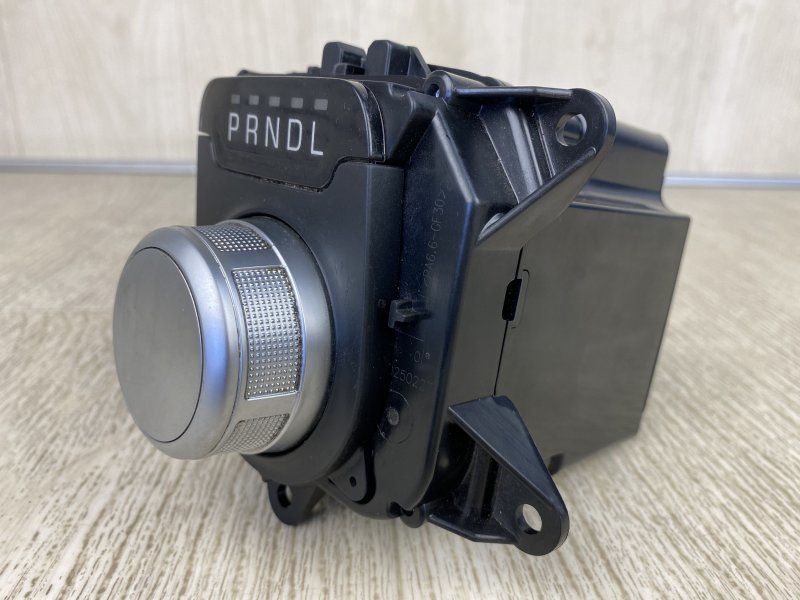 Кулиса АКПП 200 14-16 2015 UF 2.4 ED6