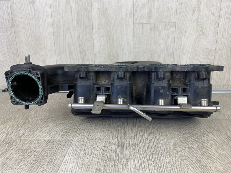 Коллектор впускной 200 14-16 2015 UF 2.4 ED6