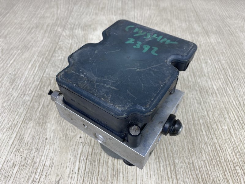 Блок ABS 200 14-16 2015 UF 2.4 ED6