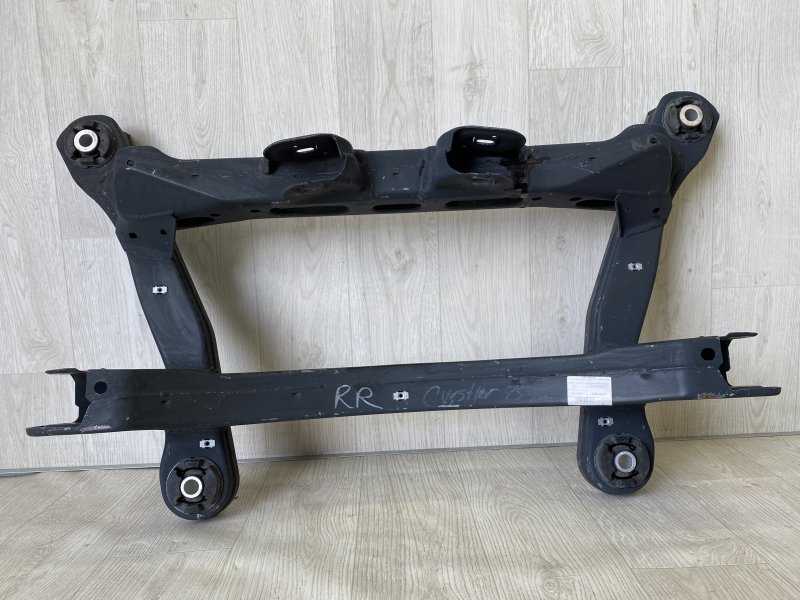 Балка задней подвески 200 14-16 2015 UF 2.4 ED6