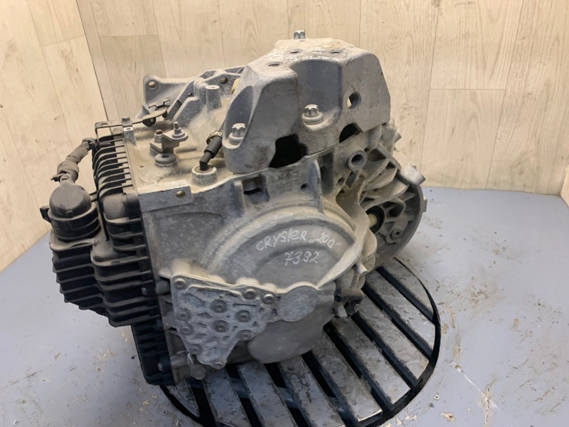 АКПП 200 14-16 2015 UF 2.4 ED6