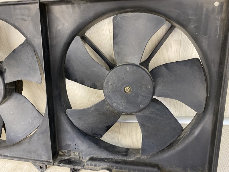 Вентилятор основного радиатора EVANDA 04-06 2003 V200 2.5 X25D1