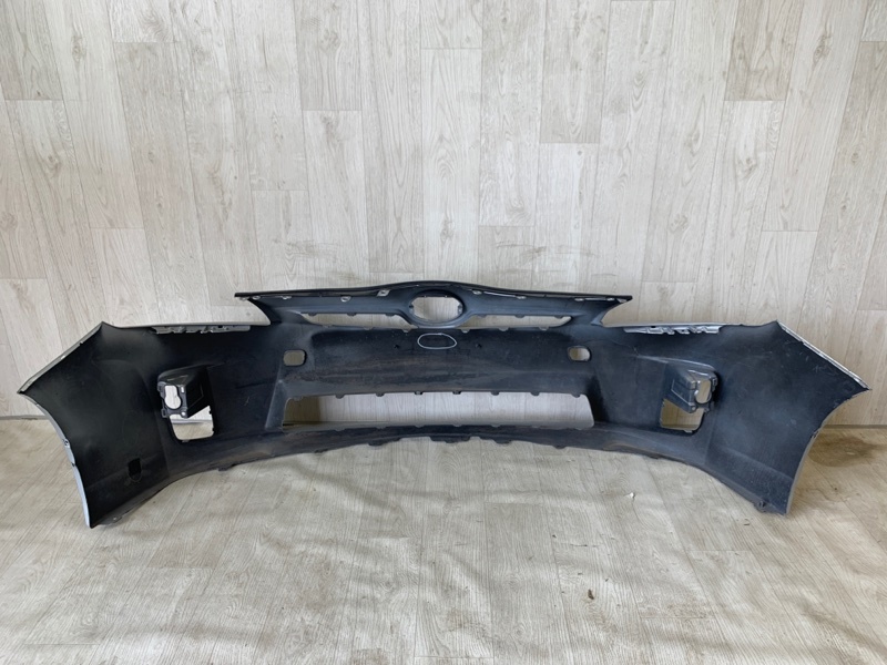 Бампер передний передний PRIUS - 30 09-17 2009-2011 ZVW30