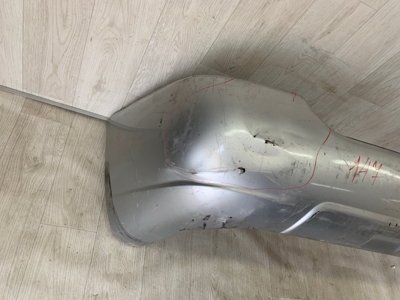 Бампер задний задний HIGHLANDER 01-07 2004-2007