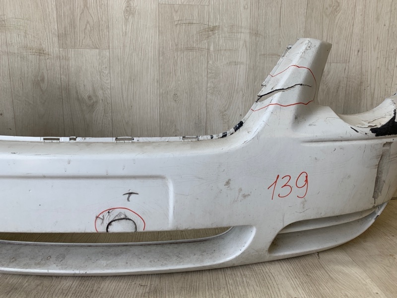 Бампер передний передний CARAVAN 00-07 2005-2007