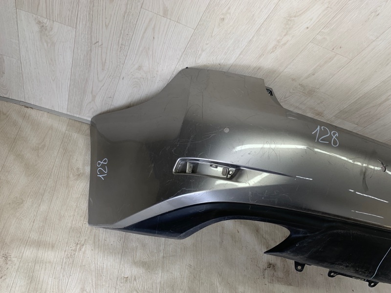 Бампер задний задний LEXUS ES350 12-18