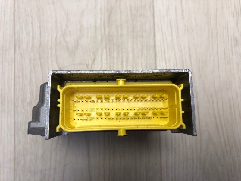 Блок управления AIRBAG BEETLE 11-19 2012 5C1 CBTA 2.5L