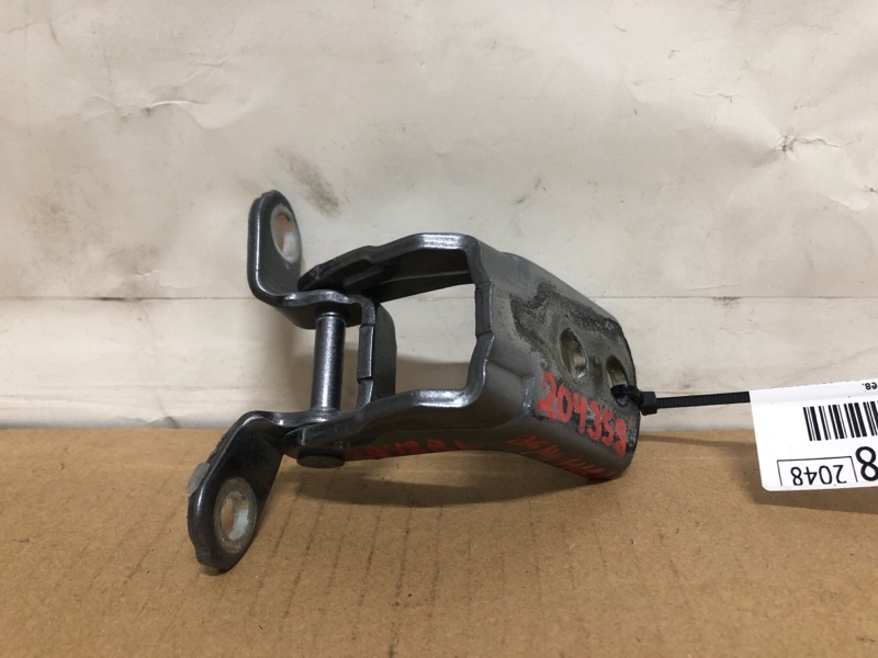 Петля двери нижняя передняя левая INFINITI Q50 20- 2021 Седан 3.0 VR30DDTT 80400-4GA0A Б/У