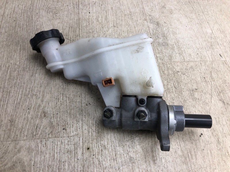 Главный тормозной цилиндр FORTE YD 12- 2015 YD 1.8 G4NB Главный тормозной цилиндр FORTE YD 12- 2015 YD 1.8 G4NB