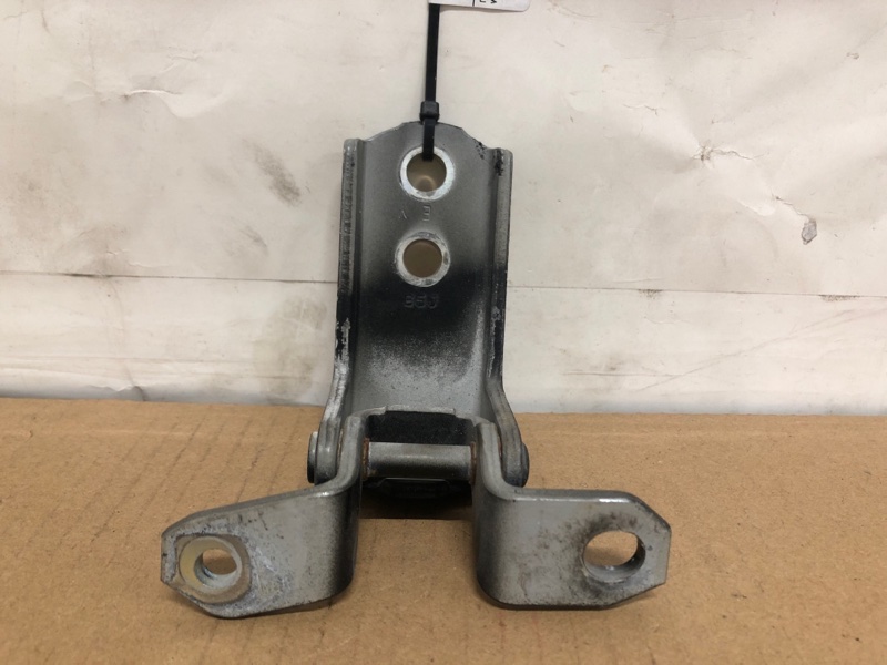 Петля двери верхняя передняя правая KIZASHI 09-14 2011 Седан 2.4