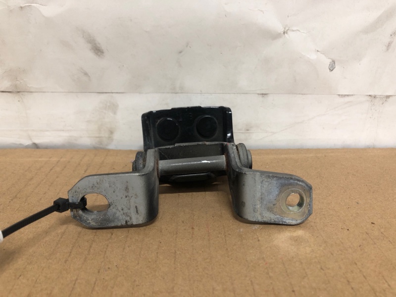 Петля двери верхняя задняя левая KIZASHI 09-14 2011 Седан 2.4